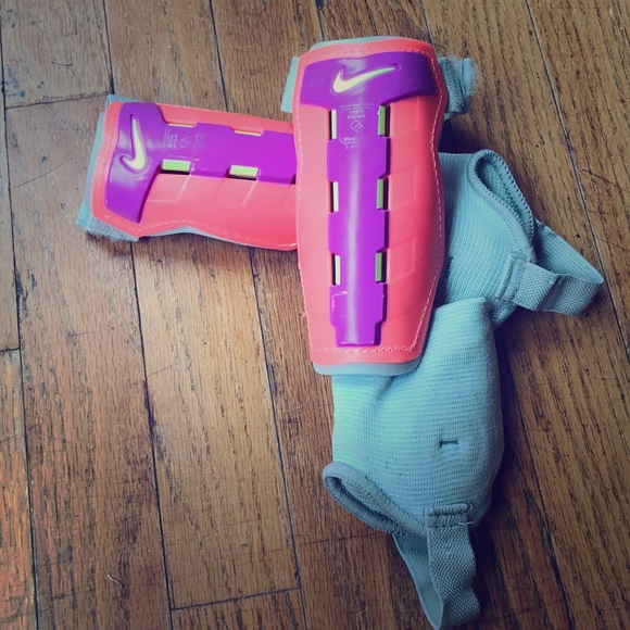 Nike Other - ♦️ 3/$12 Nike shin guards with ankle protection